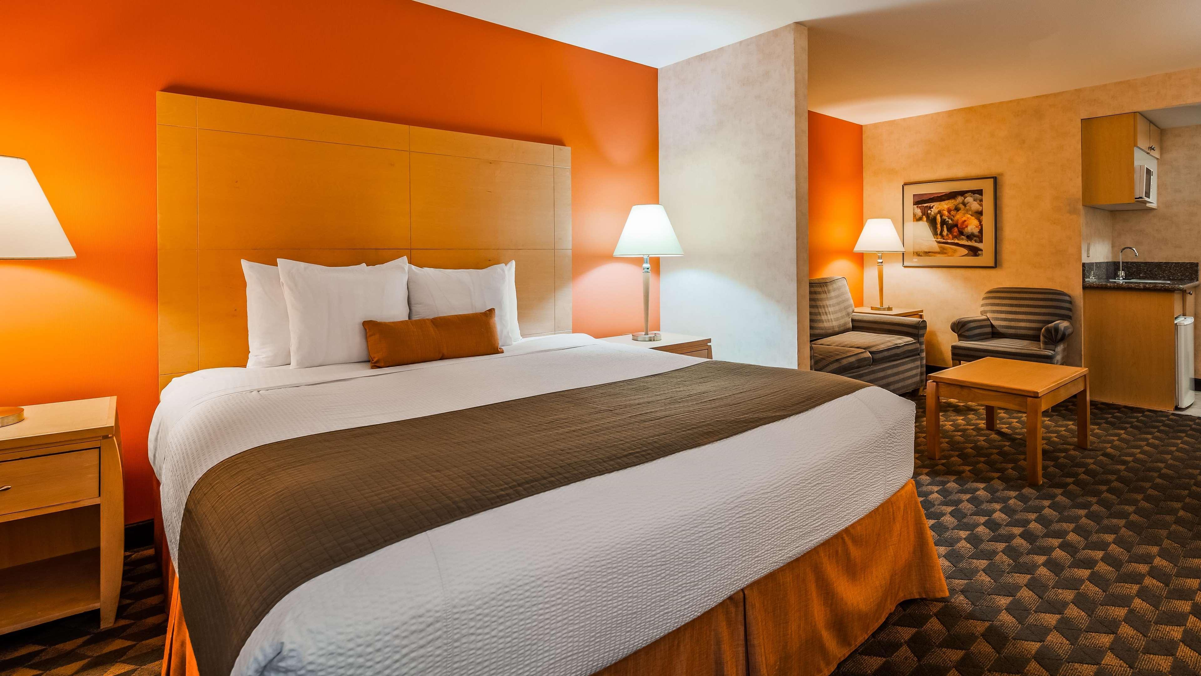 Best Western Plus North Las Vegas Inn & Suites Exterior photo