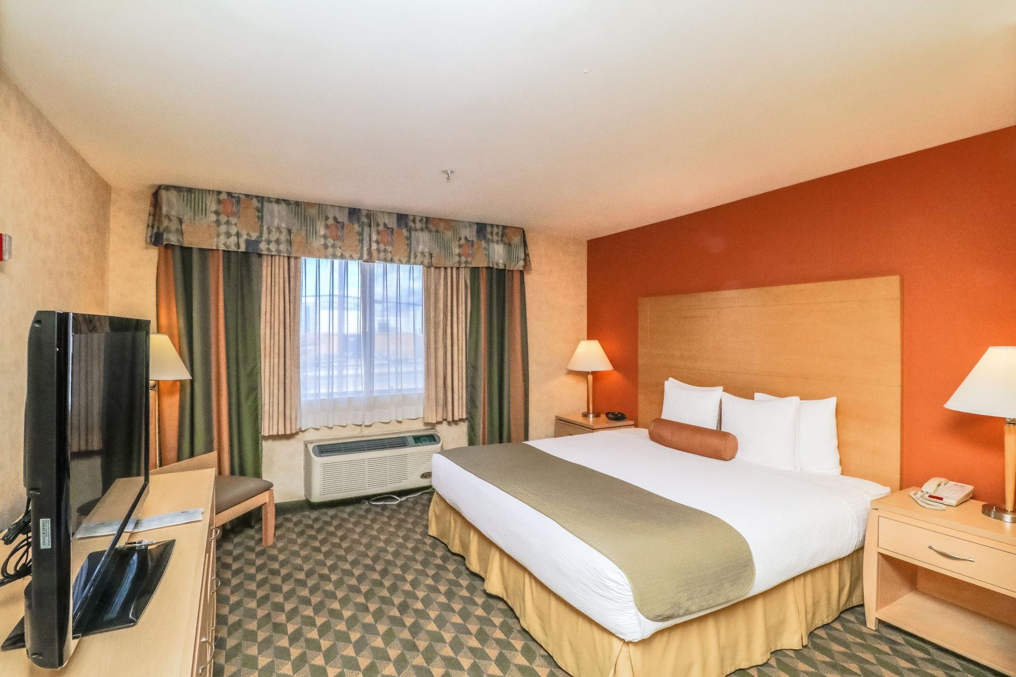 Best Western Plus North Las Vegas Inn & Suites Exterior photo