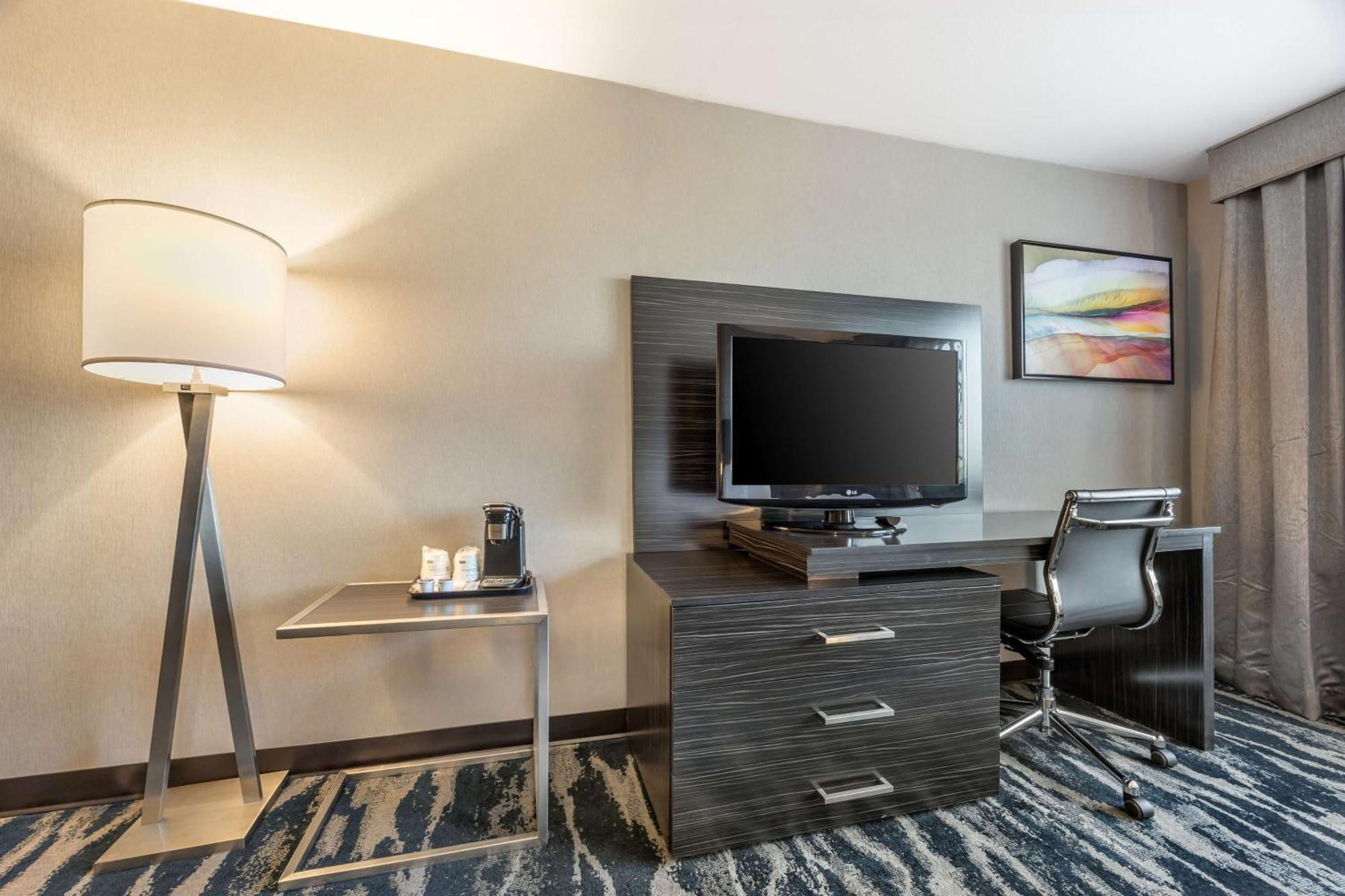 Best Western Plus North Las Vegas Inn & Suites Exterior photo