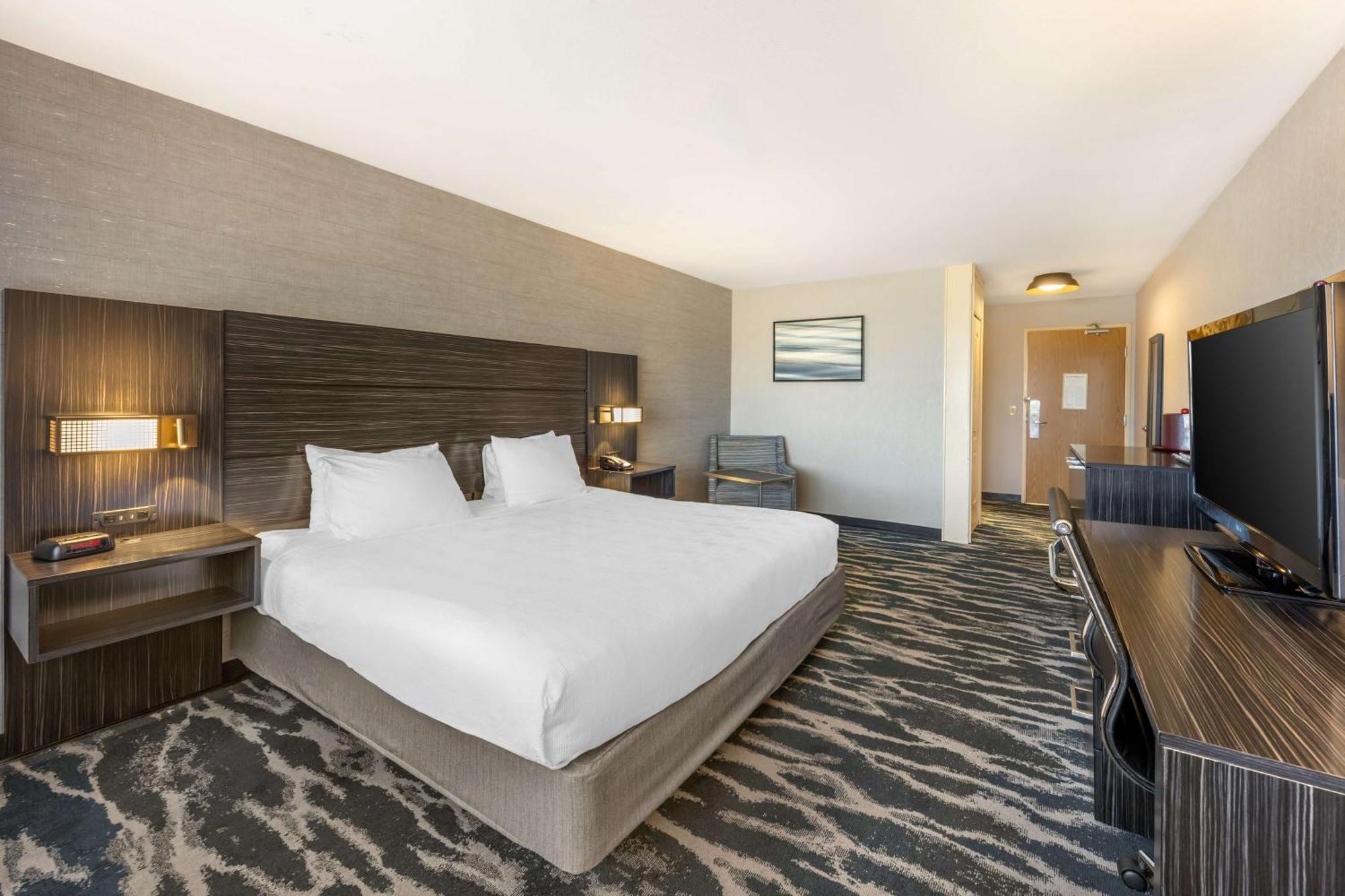 Best Western Plus North Las Vegas Inn & Suites Exterior photo
