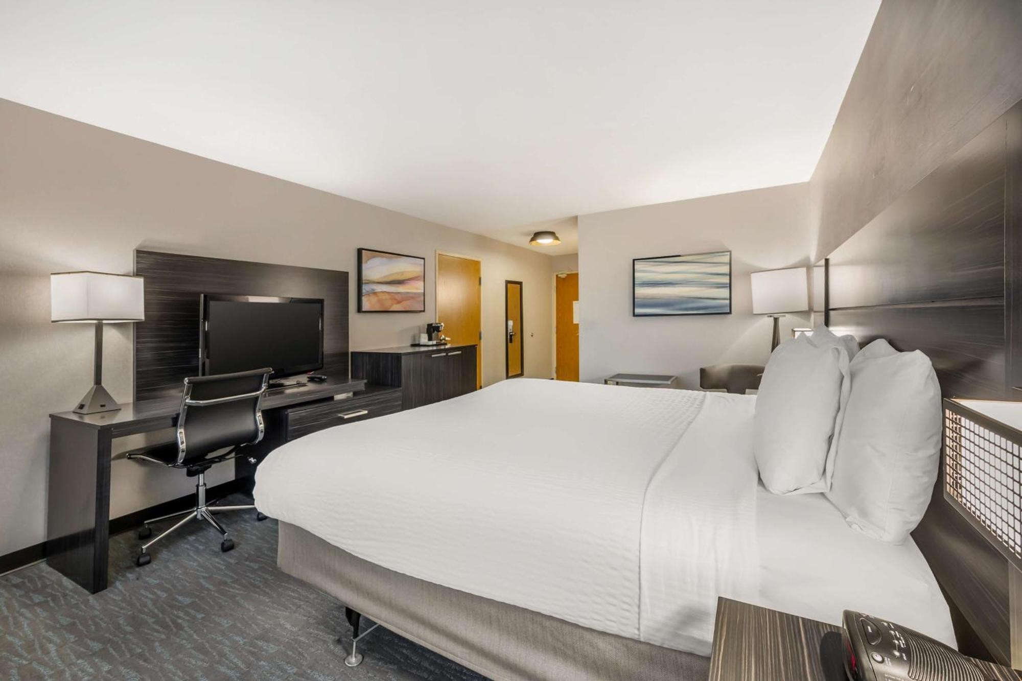 Best Western Plus North Las Vegas Inn & Suites Exterior photo
