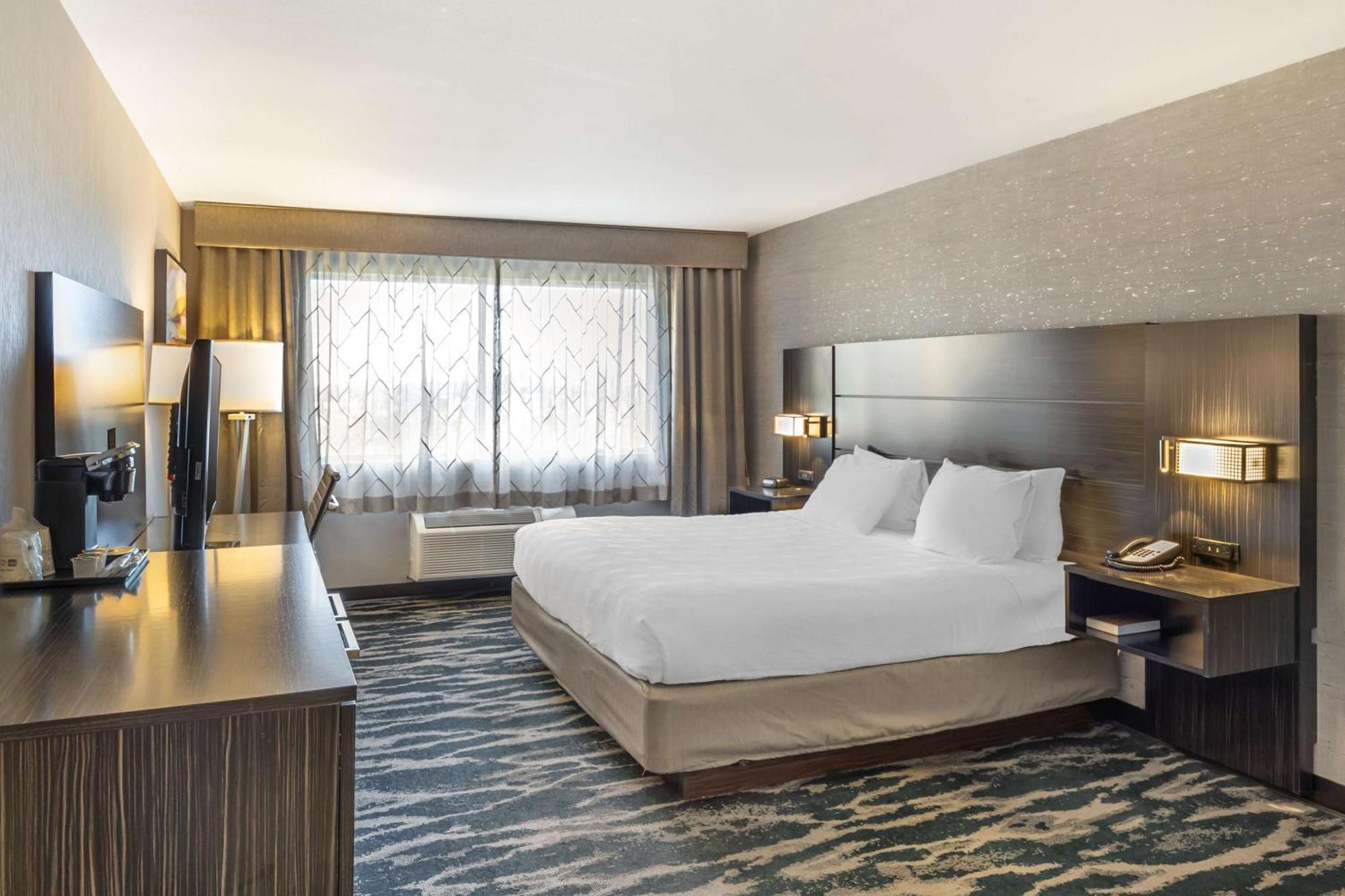 Best Western Plus North Las Vegas Inn & Suites Exterior photo